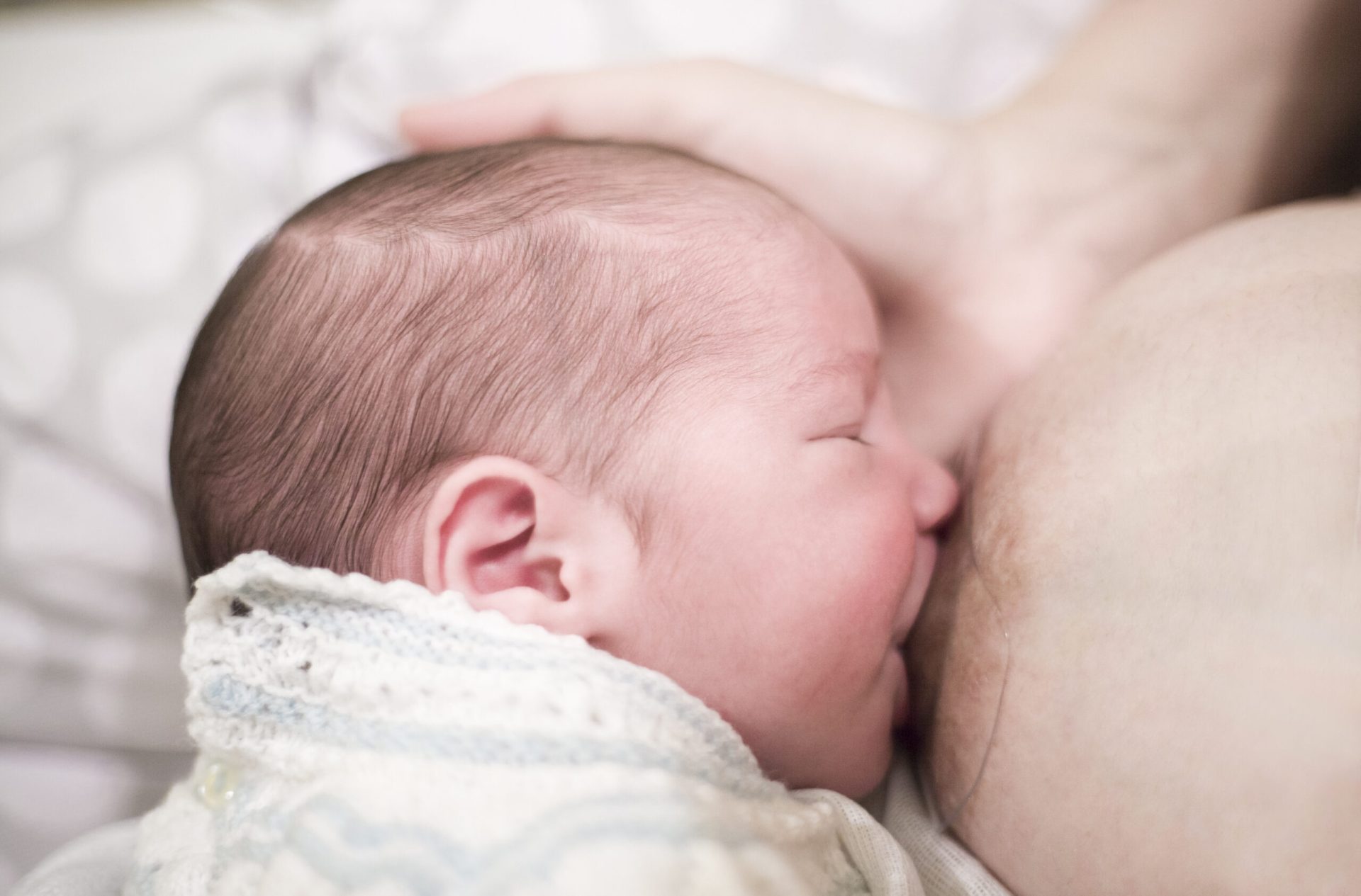 https://breastfeedingforbusymoms.com/wp-content/uploads/2021/11/AdobeStock_245904887-scaled.jpeg